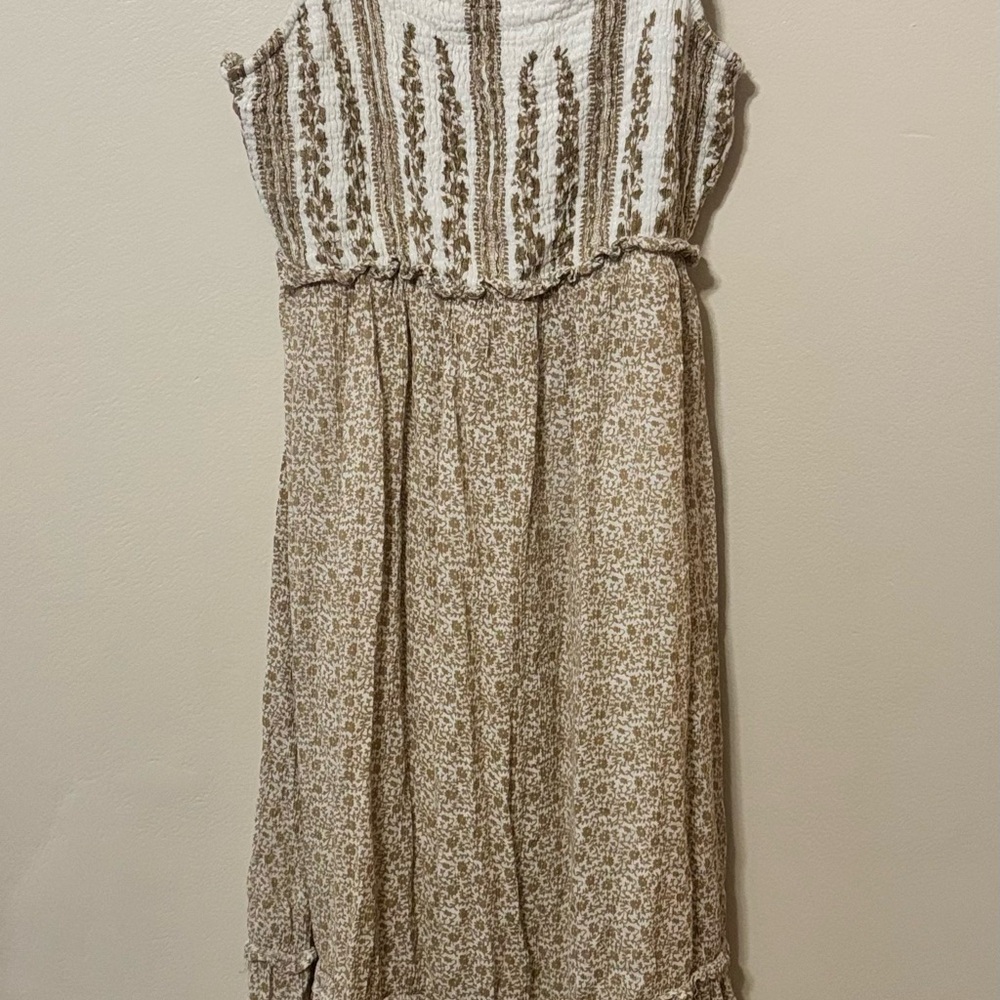 Jessica Simpson Textured Cream and Brown Dress